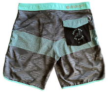 Cargar imagen en el visor de la galería, GLASSY