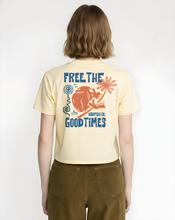 Cargar imagen en el visor de la galería, FREE THE GOOD TIMES CROP TOP TEE
